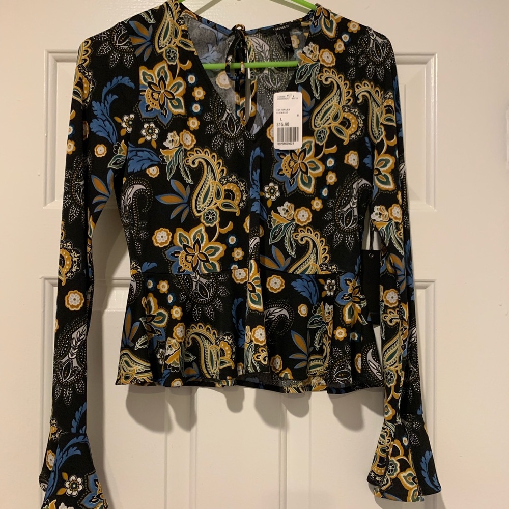 New print faux wrap shirt w/ bell sleeves